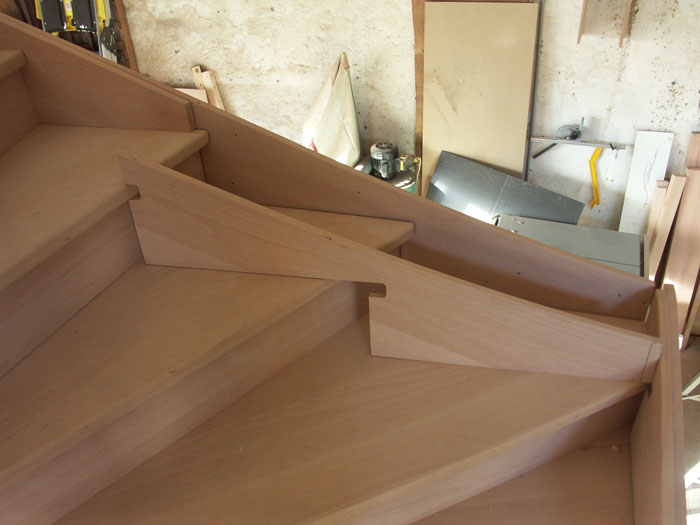 3 part boxed wall stringer