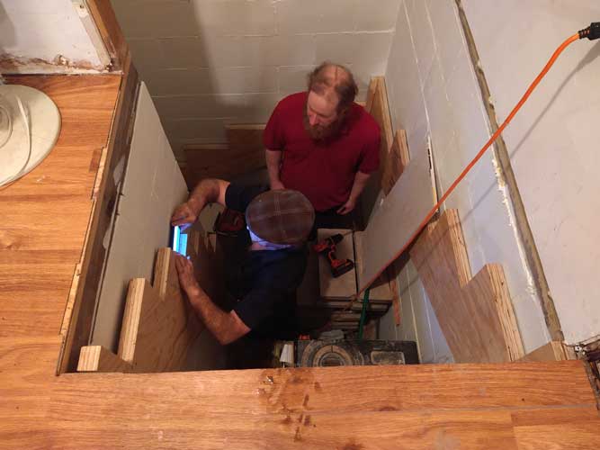 checking the level of the stringers