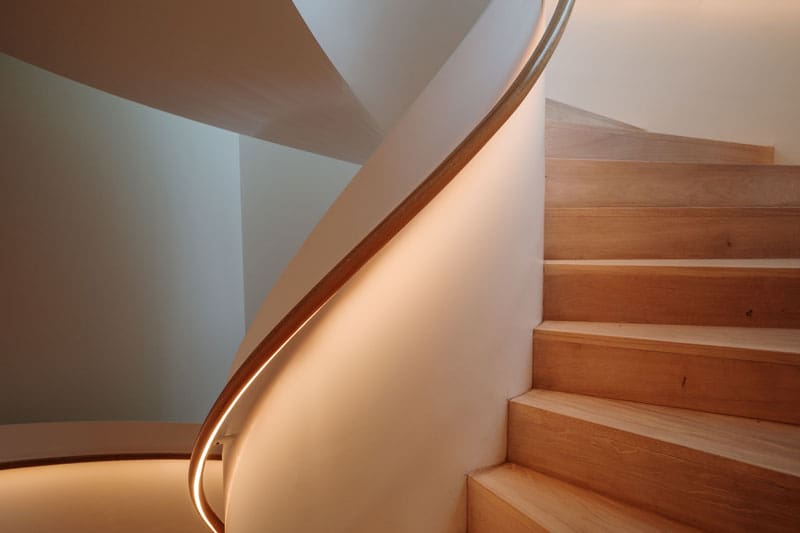 Long spiral handrail